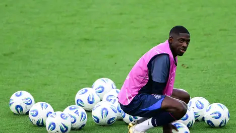 阿森纳曼城天王山对决：英超激战一触即发，谁能挑战利物浦霸主地位？